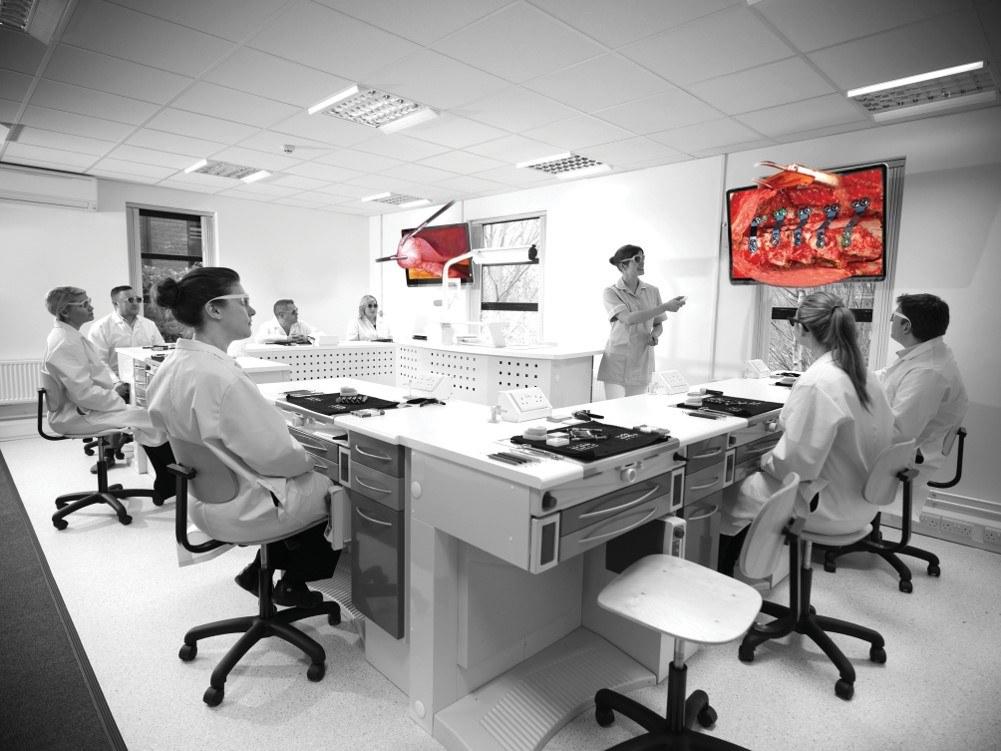 VOMS-101 3D Operating Microscope (Spine / Brain) by JY Sometech — image 3